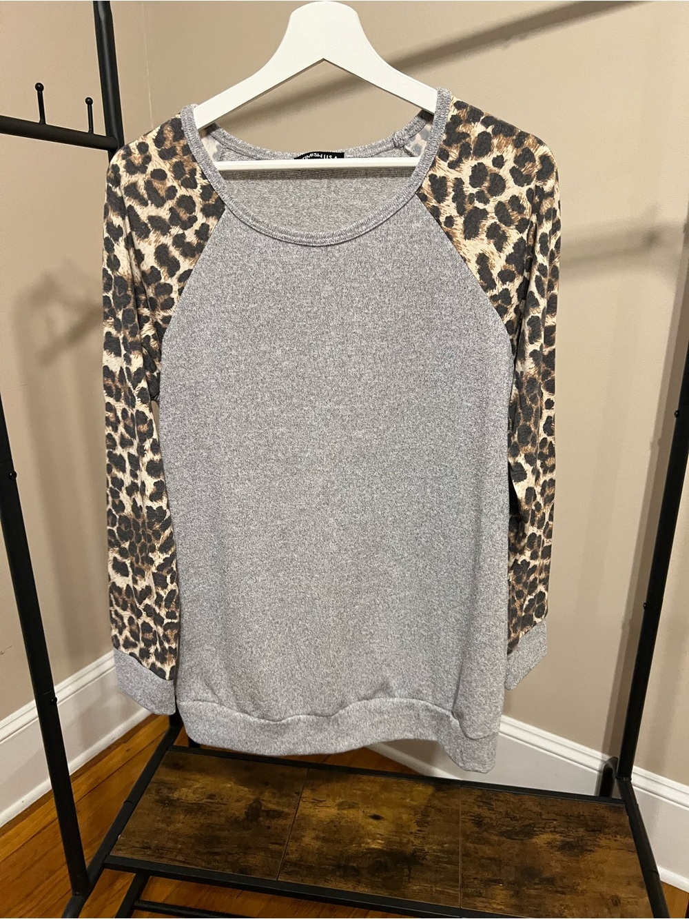 HEIMISH USA Gray Sweatshirt with Leopard Raglan Sleeves